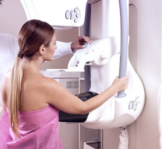 Mamografía con Implantes mamarios| Dr. Díaz Infante - Madrid